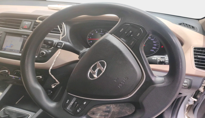 2020 Hyundai Elite i20 SPORTZ PLUS 1.2, Petrol, Manual, 1,04,650 km, interior