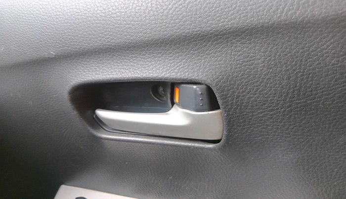 2012 Maruti Wagon R 1.0 VXI, Petrol, Manual, 84,970 km, interior