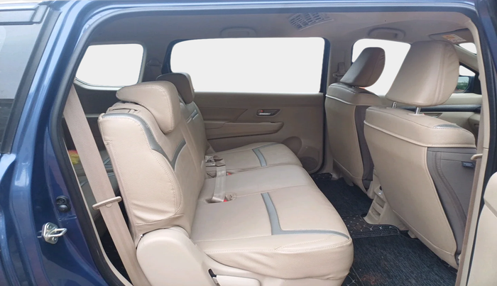 2024 Toyota RUMION V AT , Petrol, Automatic, 13,270 km, interior