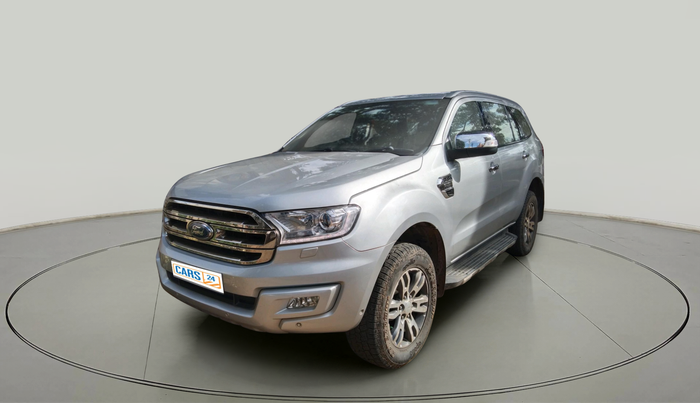 2017 Ford Endeavour TITANIUM 3.2 4X4 AT, Diesel, Automatic, 2,07,000 km, exterior