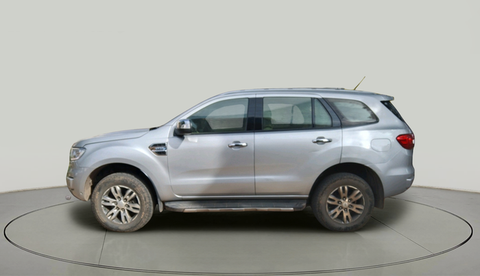 2017 Ford Endeavour TITANIUM 3.2 4X4 AT, Diesel, Automatic, 2,07,000 km, exterior