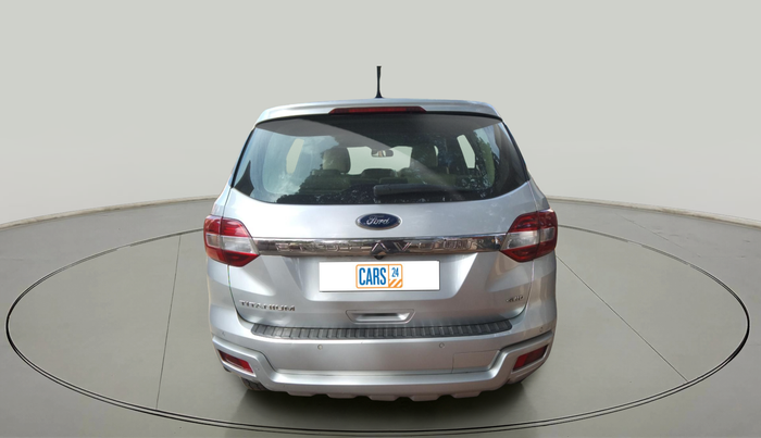 2017 Ford Endeavour TITANIUM 3.2 4X4 AT, Diesel, Automatic, 2,07,000 km, exterior