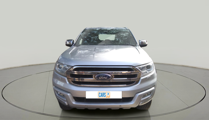 2017 Ford Endeavour TITANIUM 3.2 4X4 AT, Diesel, Automatic, 2,07,000 km, exterior