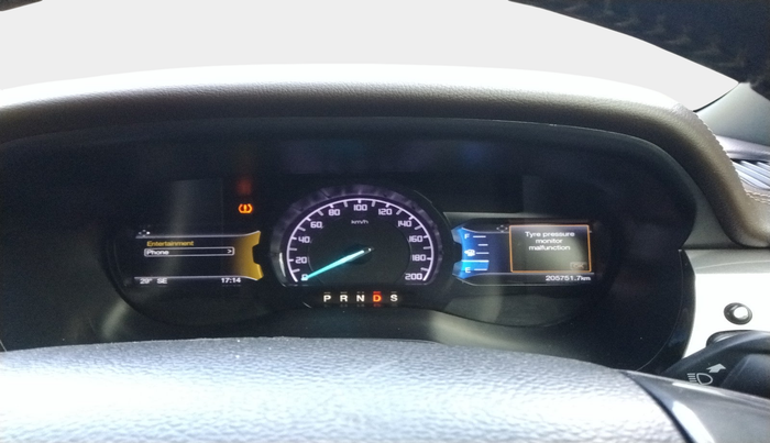 2017 Ford Endeavour TITANIUM 3.2 4X4 AT, Diesel, Automatic, 2,07,000 km, interior