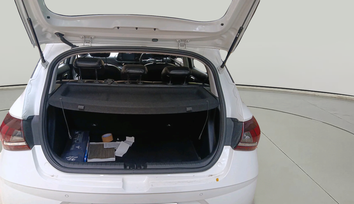 2023 Hyundai NEW I20 SPORTZ 1.2 MT, Petrol, Manual, 51,179 km, exterior