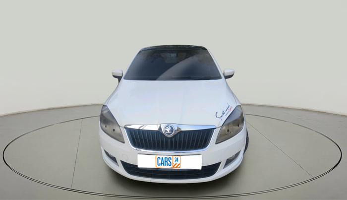 2014 Skoda Rapid 1.5 TDI CR ELEGANCE, Diesel, Manual, 1,64,118 km, exterior