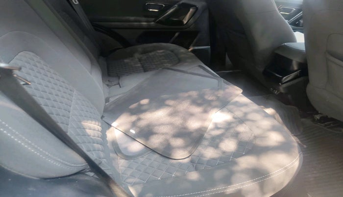 2022 Tata Harrier XTA PLUS 2.0L KRYOTEC DARK EDITION, Diesel, Automatic, 42,152 km, interior