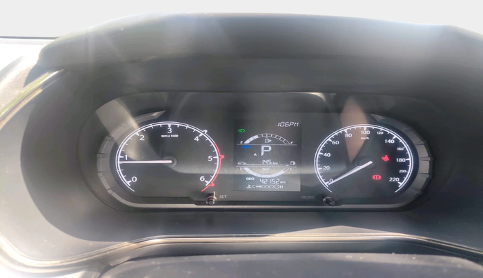 2022 Tata Harrier XTA PLUS 2.0L KRYOTEC DARK EDITION, Diesel, Automatic, 42,152 km, interior