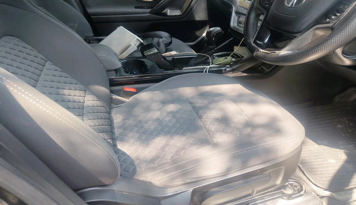 2022 Tata Harrier XTA PLUS 2.0L KRYOTEC DARK EDITION, Diesel, Automatic, 42,152 km, interior