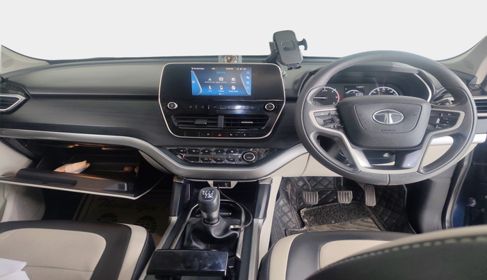 2022 Tata Safari XT PLUS, Diesel, Manual, 58,878 km, interior