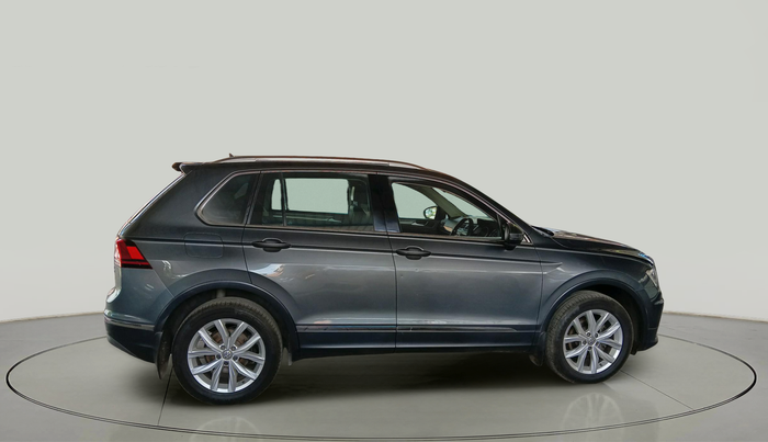 2017 Volkswagen TIGUAN HIGHLINE TDI AT, Diesel, Automatic, 1,23,802 km, exterior