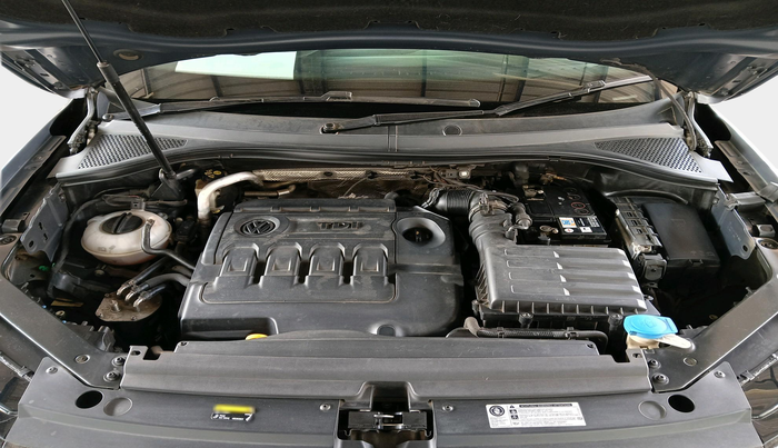 2017 Volkswagen TIGUAN HIGHLINE TDI AT, Diesel, Automatic, 1,23,802 km, exterior