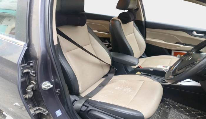 2018 Hyundai Verna 1.6 SX (O) CRDI MT, Diesel, Manual, 1,32,813 km, interior