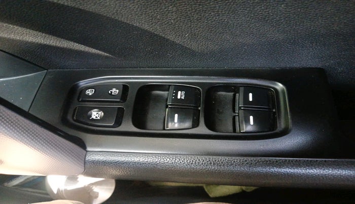 2016 Hyundai Creta SX PLUS 1.6 DIESEL, Diesel, Manual, 1,78,208 km, interior