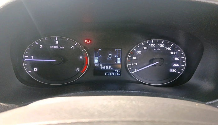 2016 Hyundai Creta SX PLUS 1.6 DIESEL, Diesel, Manual, 1,78,208 km, interior