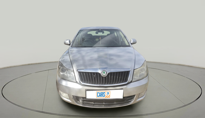 2011 Skoda Laura ELEGANCE 2.0 TDI CR MT, Diesel, Manual, 1,75,002 km, exterior