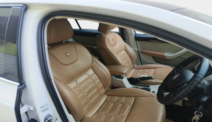 2014 Skoda Octavia ELEGANCE 1.8 TSI AT, Petrol, Automatic, 75,976 km, interior