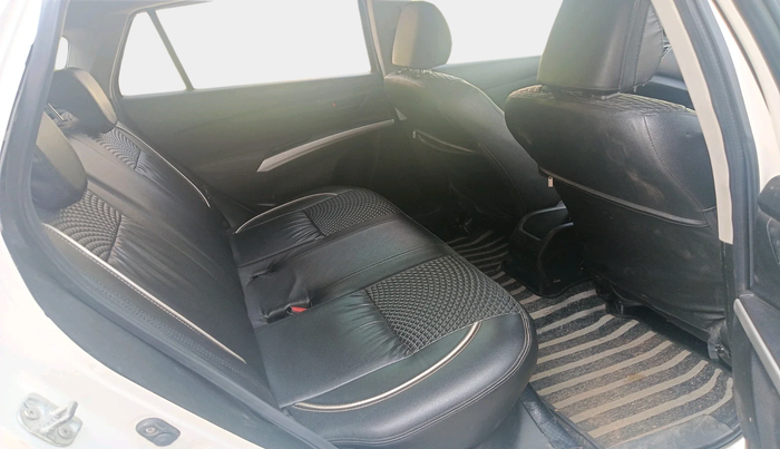 2016 Maruti S Cross SIGMA 1.3, Diesel, Manual, 1,54,771 km, interior