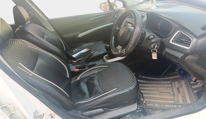2016 Maruti S Cross SIGMA 1.3, Diesel, Manual, 1,54,771 km, interior