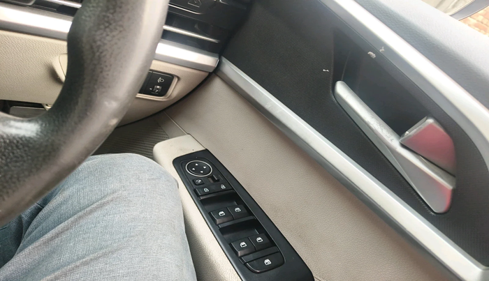 2022 KIA CARENS PRESTIGE PLUS 1.5 DIESEL 7 STR, Diesel, Manual, 1,00,915 km, interior