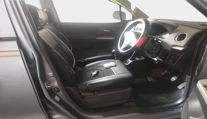 2011 Maruti Wagon R 1.0 LXI, Petrol, Manual, 34,464 km, interior