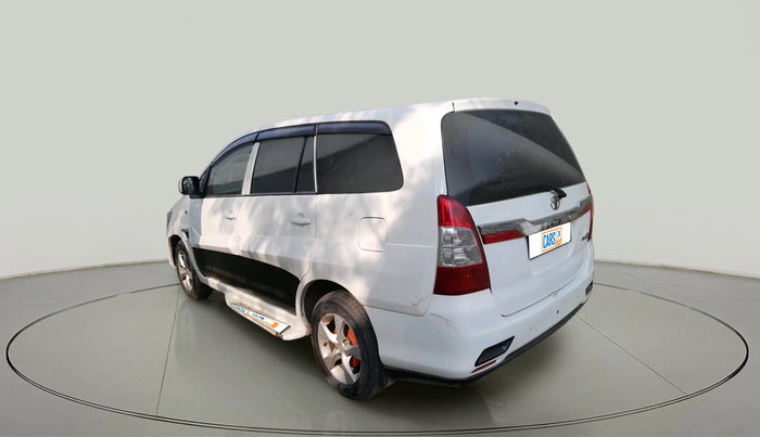 2015 Toyota Innova 2.5 GX 7 STR, Diesel, Manual, 56,554 km, exterior