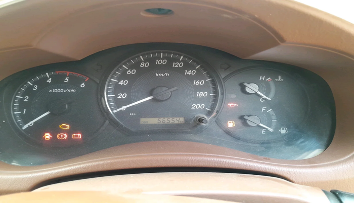 2015 Toyota Innova 2.5 GX 7 STR, Diesel, Manual, 56,554 km, interior