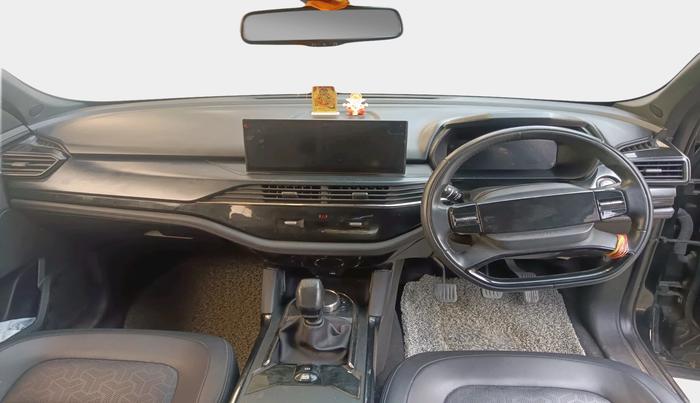 2024 Tata Safari ACCOMPLISHED DARK EDITION, Diesel, Manual, 22,188 km, interior