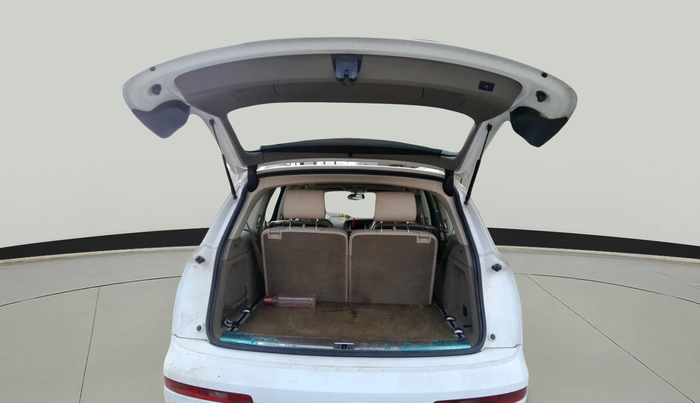 2013 Audi Q7 3.0 TDI PREMIUM PLUS, Diesel, Automatic, 2,16,434 km, exterior