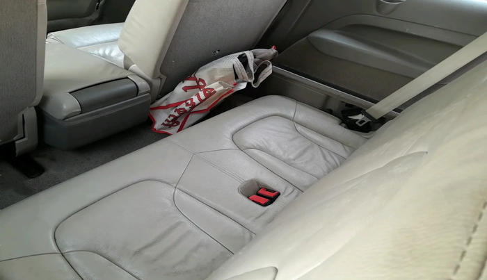 2013 Audi Q7 3.0 TDI PREMIUM PLUS, Diesel, Automatic, 2,16,434 km, interior