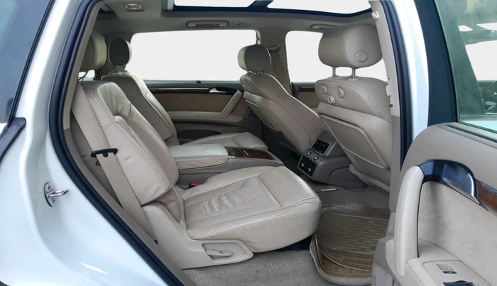 2013 Audi Q7 3.0 TDI PREMIUM PLUS, Diesel, Automatic, 2,16,434 km, interior