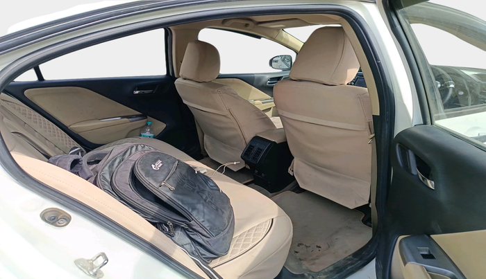 2014 Honda City 1.5L I-DTEC V, Diesel, Manual, 79,380 km, interior