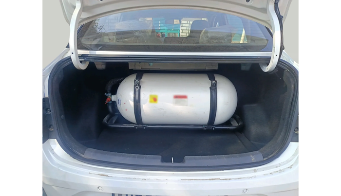 2025 Hyundai AURA SX 1.2 CNG, Petrol, Manual, 13,045 km, exterior