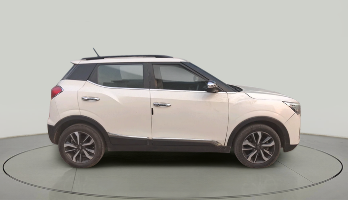 2020 Mahindra XUV300 W8 (O) 1.2 PETROL, Petrol, Manual, 48,728 km, exterior