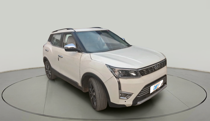 2020 Mahindra XUV300 W8 (O) 1.2 PETROL, Petrol, Manual, 48,728 km, exterior