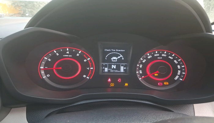 2020 Mahindra XUV300 W8 (O) 1.2 PETROL, Petrol, Manual, 48,728 km, interior