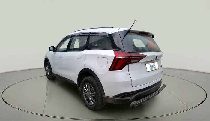 2025 Mahindra XUV700 MX Petrol MT 7 STR, Petrol, Manual, 268 km, exterior