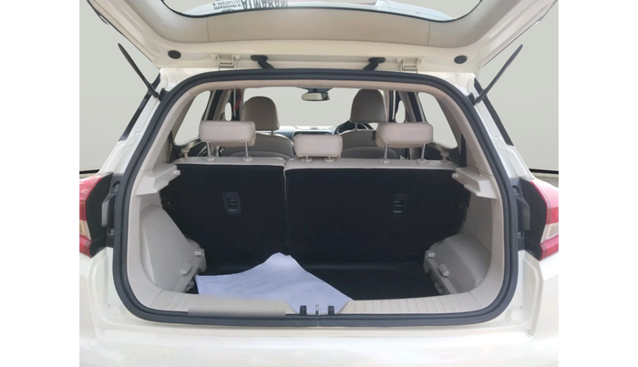 2021 Mahindra XUV300 W8 (O) 1.2 PETROL, Petrol, Manual, 38,946 km, exterior