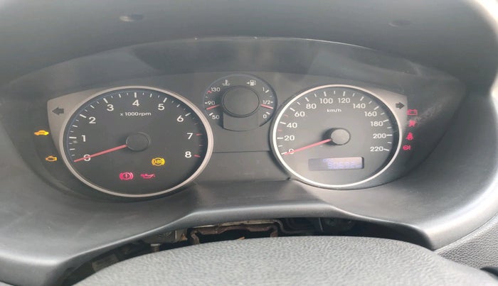 2012 Hyundai i20 SPORTZ 1.2, Petrol, Manual, 90,692 km, interior