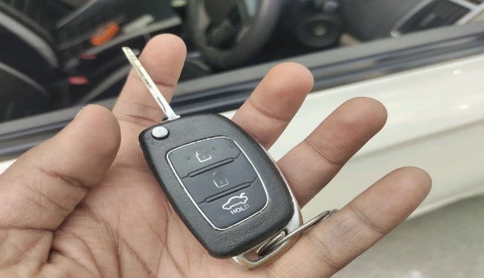 2012 Hyundai i20 SPORTZ 1.2, Petrol, Manual, 90,692 km, interior