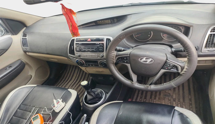 2012 Hyundai i20 SPORTZ 1.2, Petrol, Manual, 90,692 km, interior