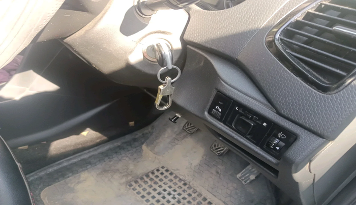 2017 Maruti Vitara Brezza ZDI, Diesel, Manual, 50,793 km, interior