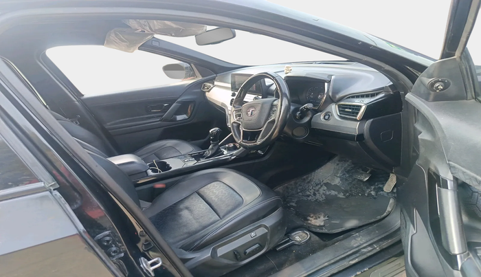 2022 Tata Safari XZA PLUS, Diesel, Automatic, 1,07,322 km, interior