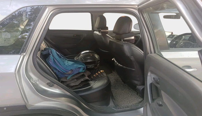 2017 Maruti Vitara Brezza VDI, Diesel, Manual, 1,15,024 km, interior