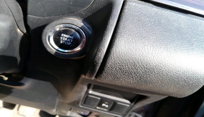 2018 Toyota Innova Crysta 2.4 VX 7 STR, Diesel, Manual, 1,25,080 km, interior