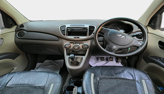 2012 Hyundai i10 ERA 1.1, Petrol, Manual, 1,11,061 km, interior