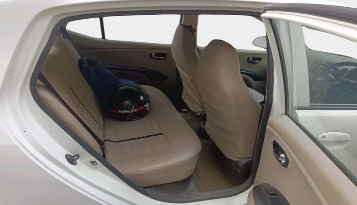 2010 Hyundai i10 MAGNA 1.1, Petrol, Manual, 1,13,059 km, interior