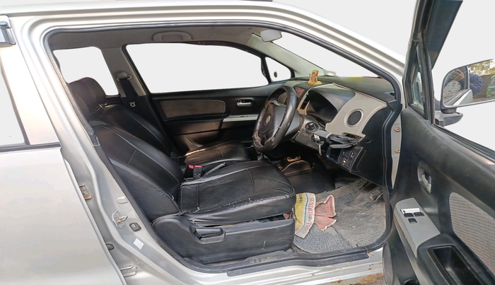 2013 Maruti Wagon R 1.0 LXI CNG, Petrol, Manual, 1,05,962 km, interior