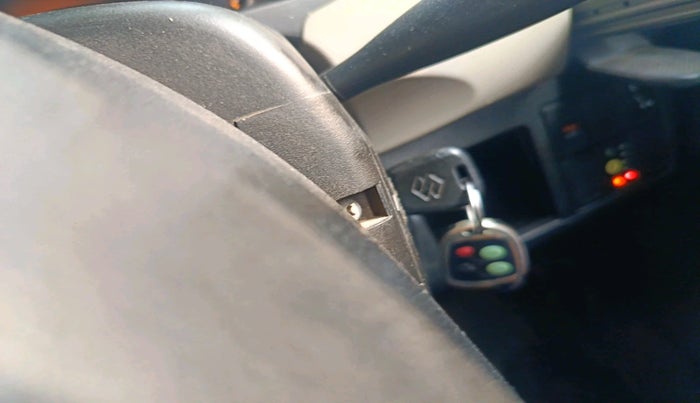 2013 Maruti Wagon R 1.0 LXI CNG, Petrol, Manual, 1,05,962 km, interior