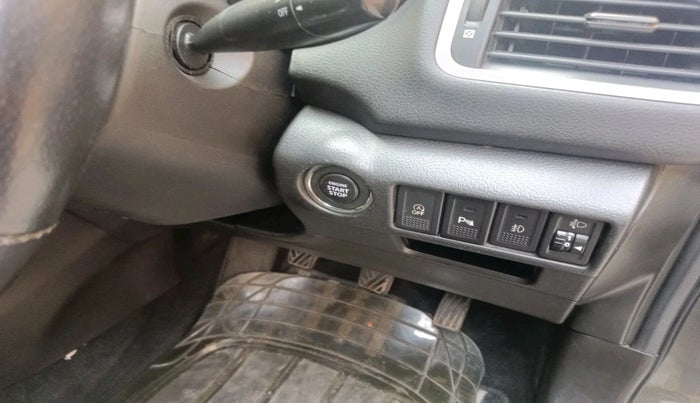 2018 Maruti S Cross ZETA 1.3, Diesel, Manual, 86,810 km, interior